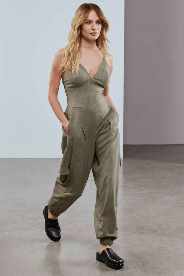 MACACÃO RISCAS FINAS-CINZA ESVERDEADO G - CINZA ESVERDEADO - 314793